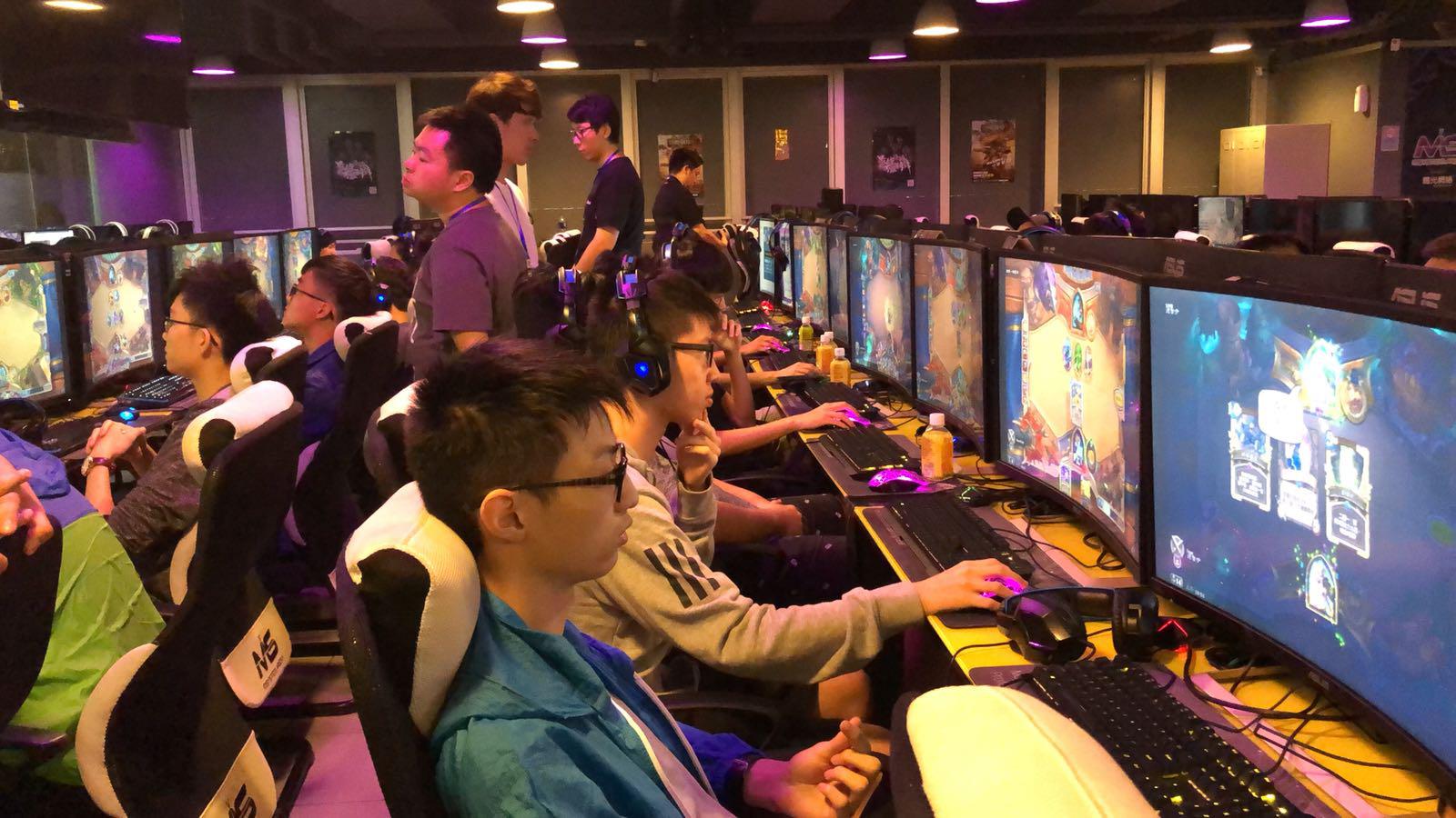 教练团队似 教练团队似