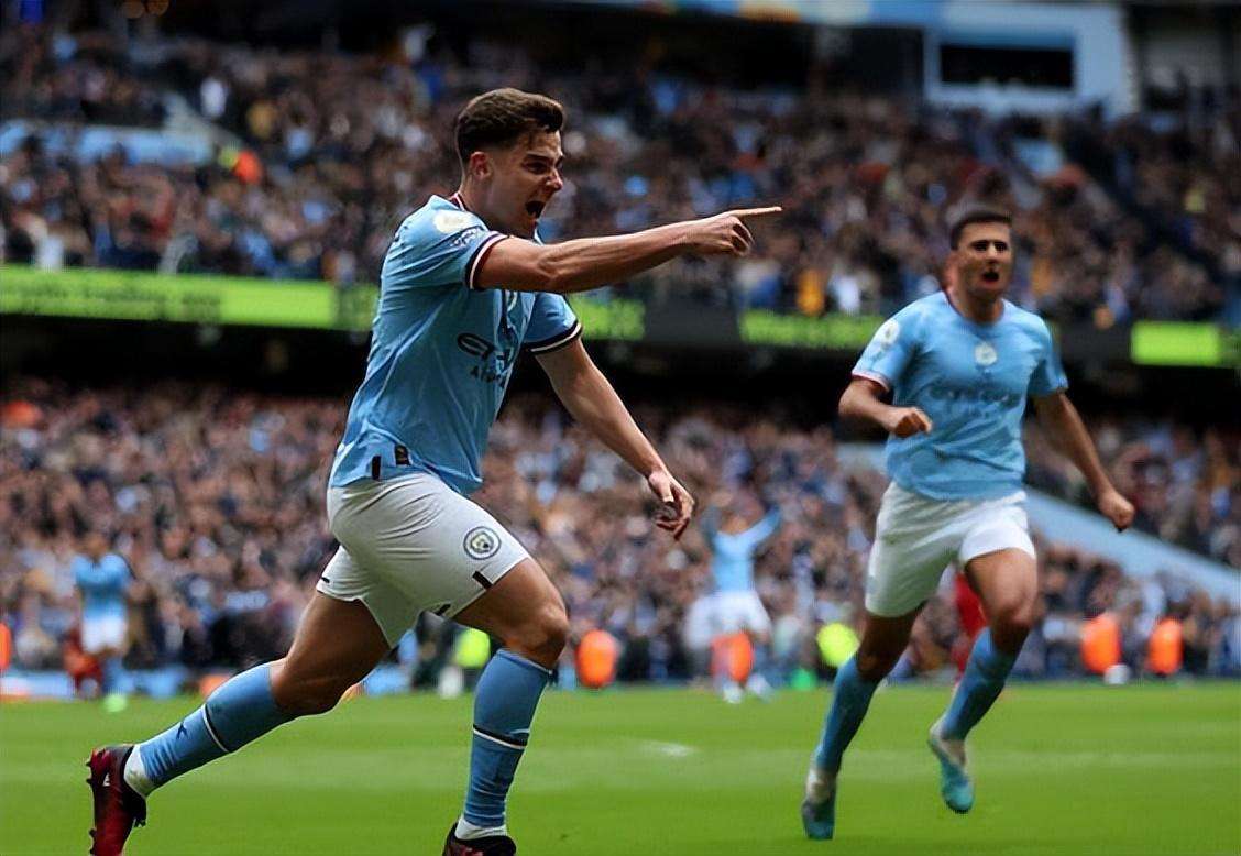 同场展现 同场展现