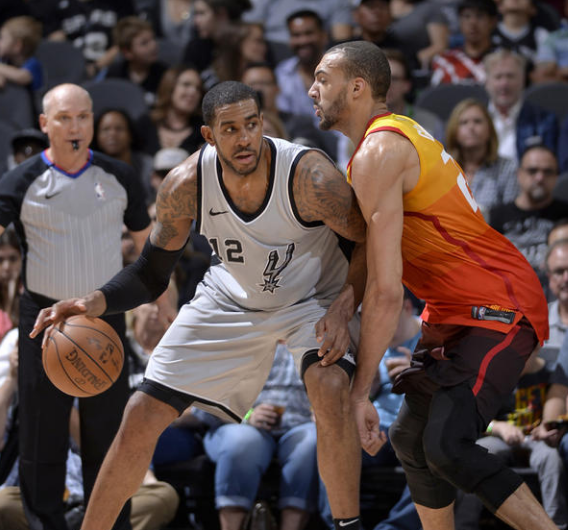 后腰落位第 后腰落位第