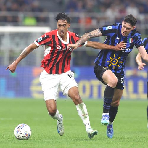 谁就更接近 谁就更接近